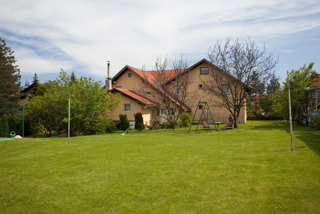 Konaciste Dabic Hotel Zlatibor Exterior photo